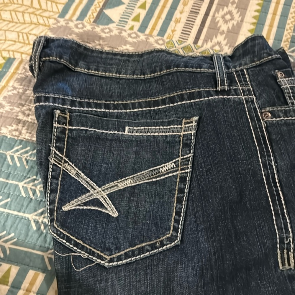 Cinch jeans
